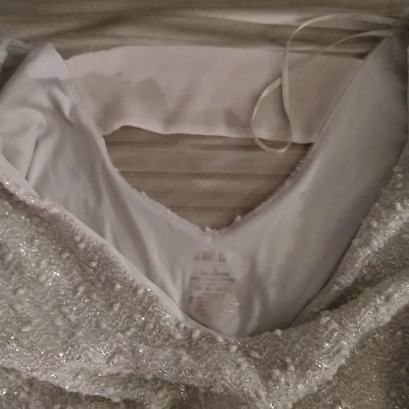 Jennifer Lopez Long Sleeve Top - Picture 2 of 7